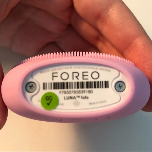 Luna Play cleansing device - Picture 3 of 6